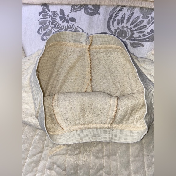 Vintage 1960s IC Penny Pullover
Thermal Insulated Crewneck Top
&Bottom Small - Picture 9 of 10